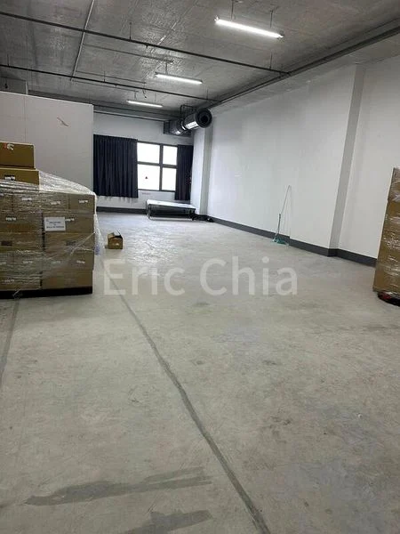 Light Industrial (B1) for Rent: Nordcom II - Image 4