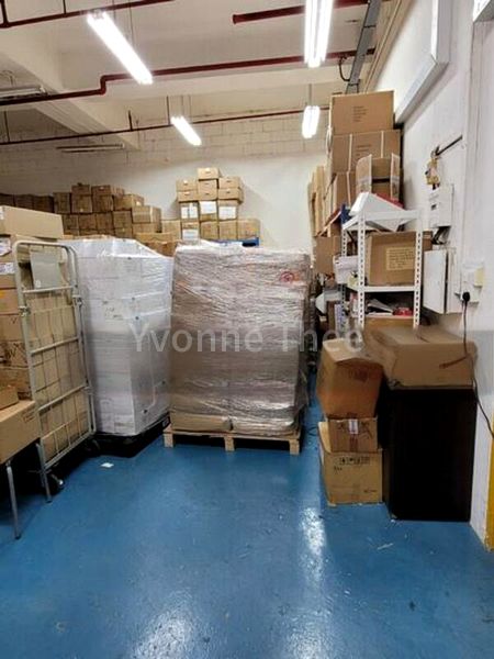 Light Industrial (B1) for Sale: Lam Soon Industrial Building - Image 2