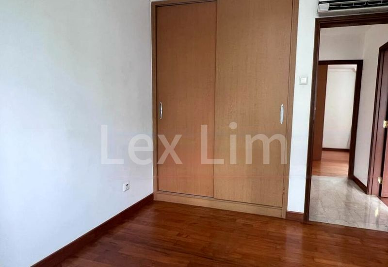 3 Bed Condo for Rent in  The Balmoral Spring - Image 3