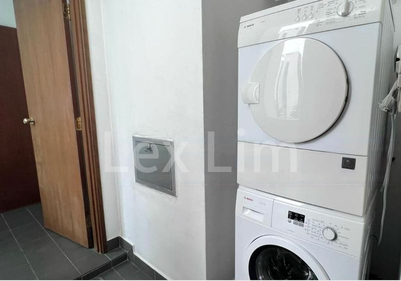 3 Bed Condo for Rent in  The Balmoral Spring - Image 5