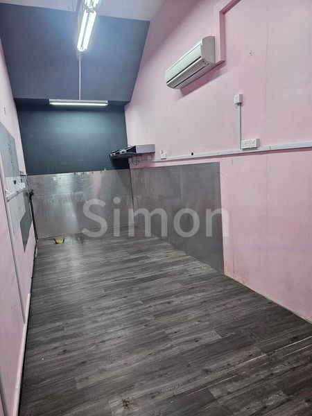 Shop / Shophouse for Rent: The Promenade @ Pelikat - Image 1