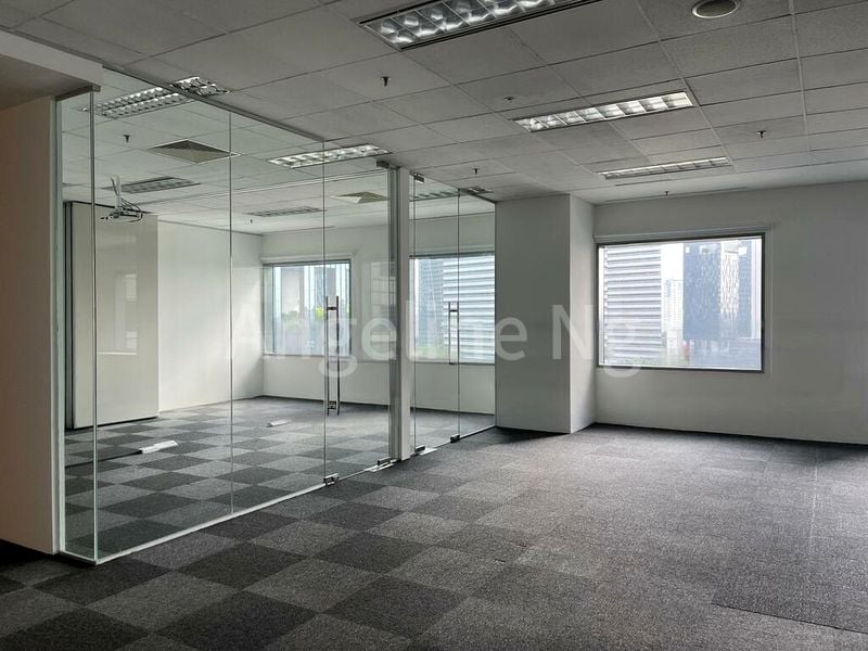Office for Rent: Suntec City Tower - Image 1