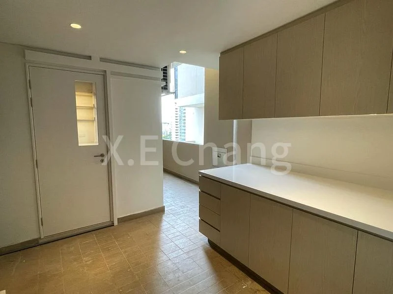 3+1 Bed Condo for Rent in  The Colonnade - Image 13