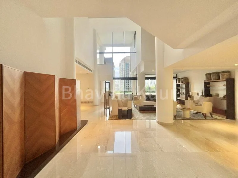3 Bed Condo for Rent in  The Colonnade - Image 11