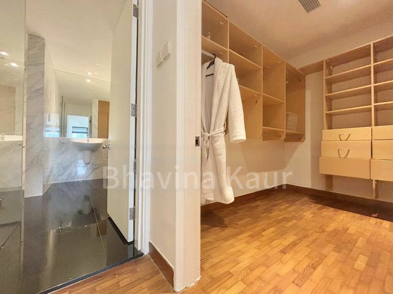 3 Bed Condo for Rent in  The Colonnade - Image 17