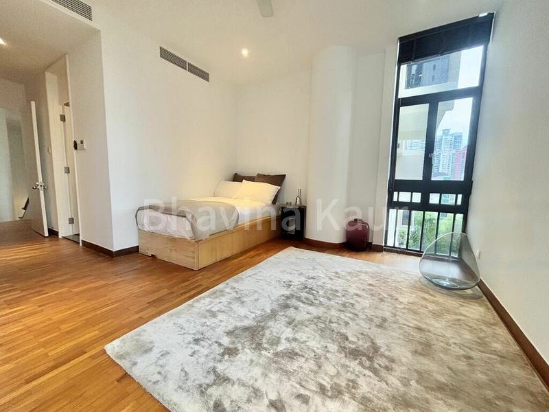 3 Bed Condo for Rent in  The Colonnade - Image 20