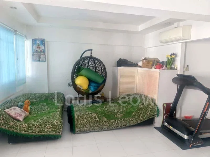 3 Room (3NG) HDB for Rent in  274 Tampines Street 22 - Image 2