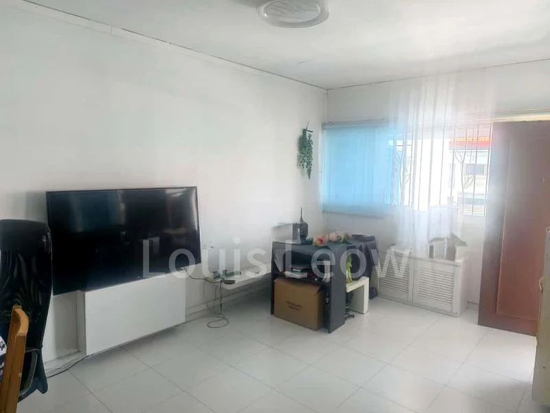 3 Room (3NG) HDB for Rent in  274 Tampines Street 22 - Image 1