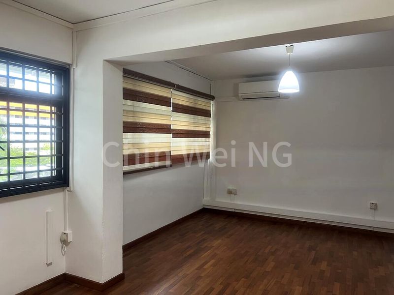 4 Room (4I) HDB for Sale in 15 Ghim Moh Road - Image 4