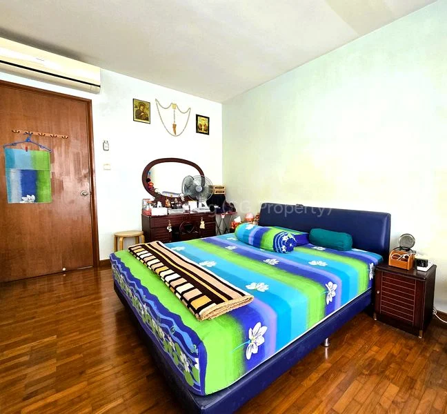 5 Bed Terraced House (Landed) for Sale in  Horizon Green - Image 10