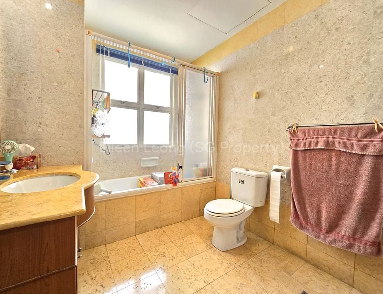 5 Bed Terraced House (Landed) for Sale in  Horizon Green - Image 11