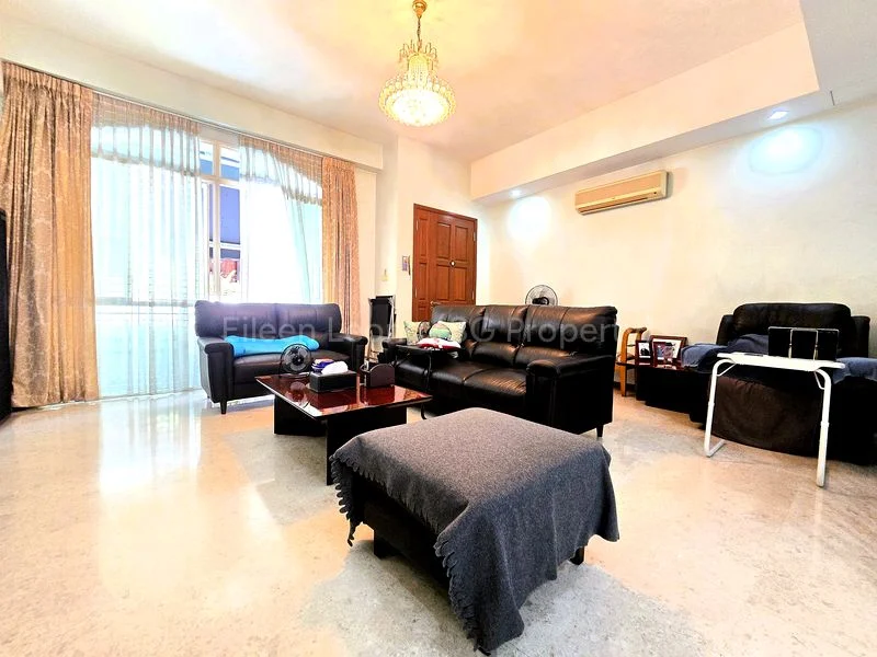 5 Bed Terraced House (Landed) for Sale in  Horizon Green - Image 2