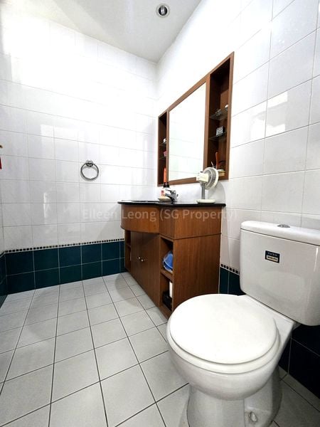 5 Bed Terraced House (Landed) for Sale in  Horizon Green - Image 6