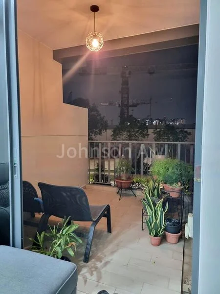 3 Bed Executive Condo for Rent in  The Brownstone - Image 2