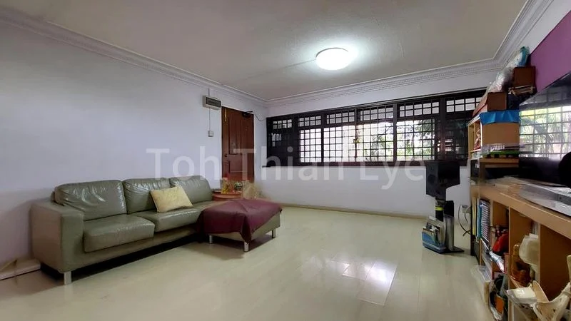 4 Room (4I) HDB for Sale in  15 Ghim Moh Road - Image 1