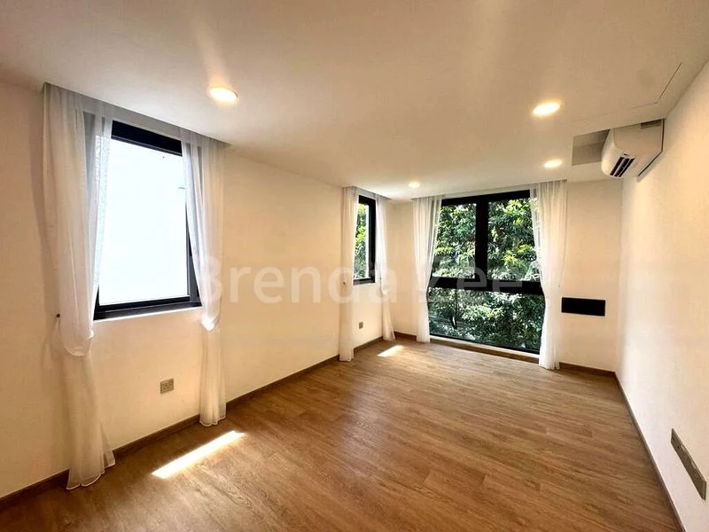 6 Bed Bungalow (Landed) for Sale in Serangoon Avenue 1 - Image 12