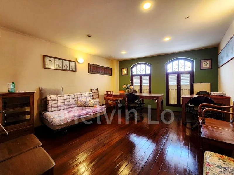 Shop / Shophouse for Rent: Shophouse For Rent! Available as a 3.5 storey unit or individual levels! Club Street, Ang Siang Hill, Chinatown - Image 1