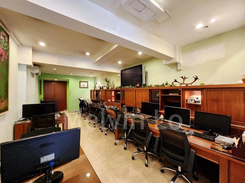 Shop / Shophouse for Rent: Shophouse For Rent! Available as a 3.5 storey unit or individual levels! Club Street, Ang Siang Hill, Chinatown - Image 14