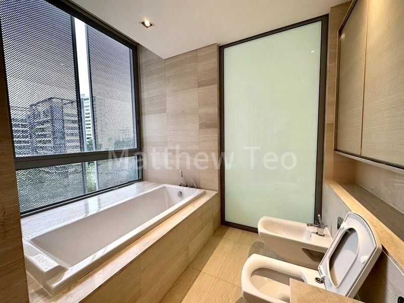 4 Bed Condo for Rent in  The Oliv - Image 3