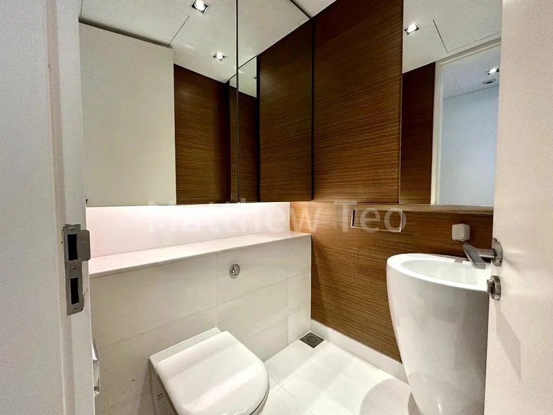 4 Bed Condo for Rent in  The Oliv - Image 11