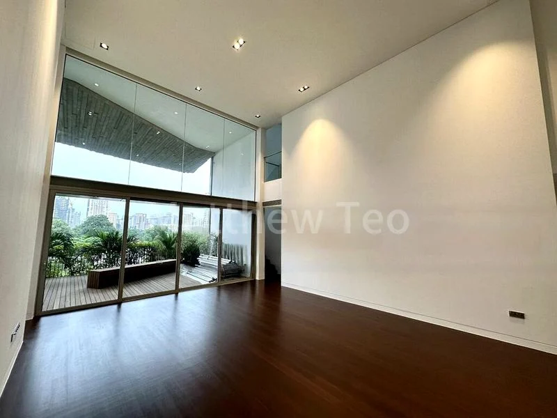 4 Bed Condo for Rent in  The Oliv - Image 16