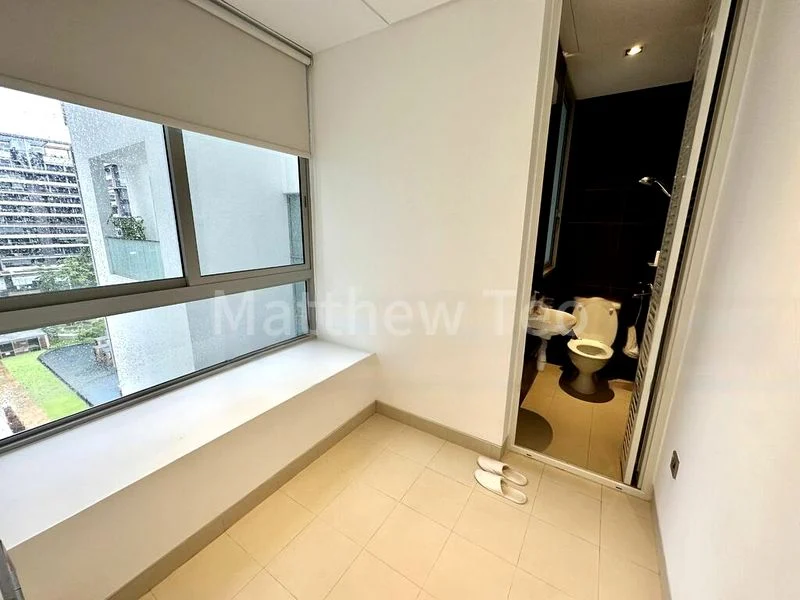 4 Bed Condo for Rent in  The Oliv - Image 8