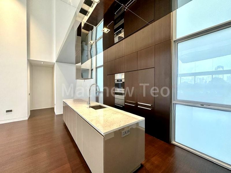 4 Bed Condo for Rent in  The Oliv - Image 15