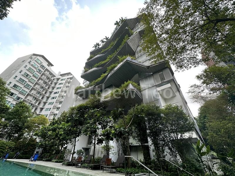 4 Bed Condo for Rent in  The Oliv - Image 1