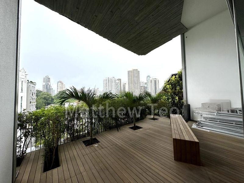 4 Bed Condo for Rent in  The Oliv - Image 13
