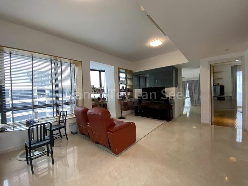 4 Bed Condo for Rent in  Trilight - Image 10