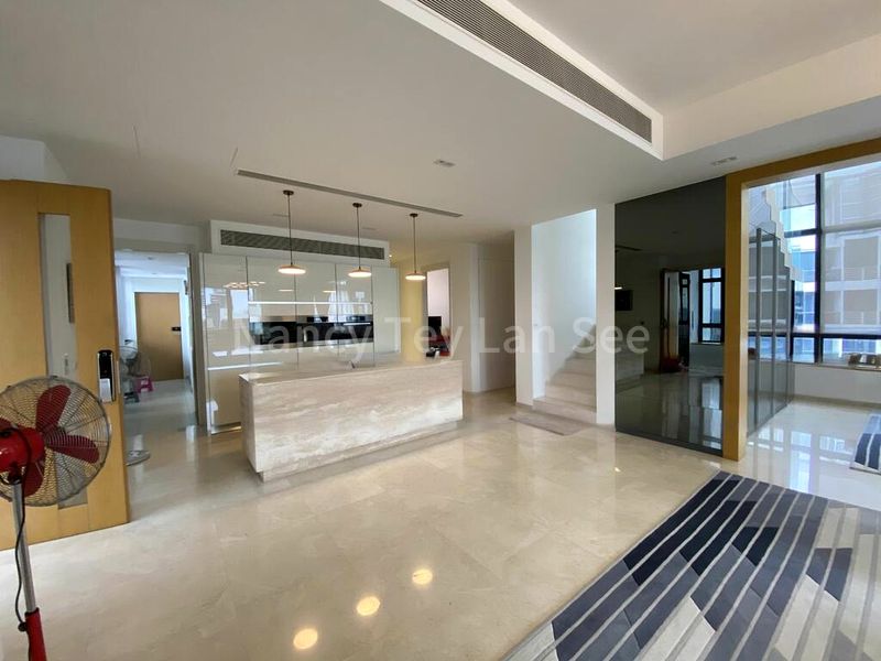 4 Bed Condo for Rent in  Trilight - Image 4