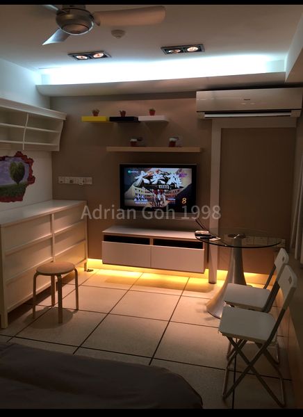 Studio Condo for Rent in International Plaza - Image 2