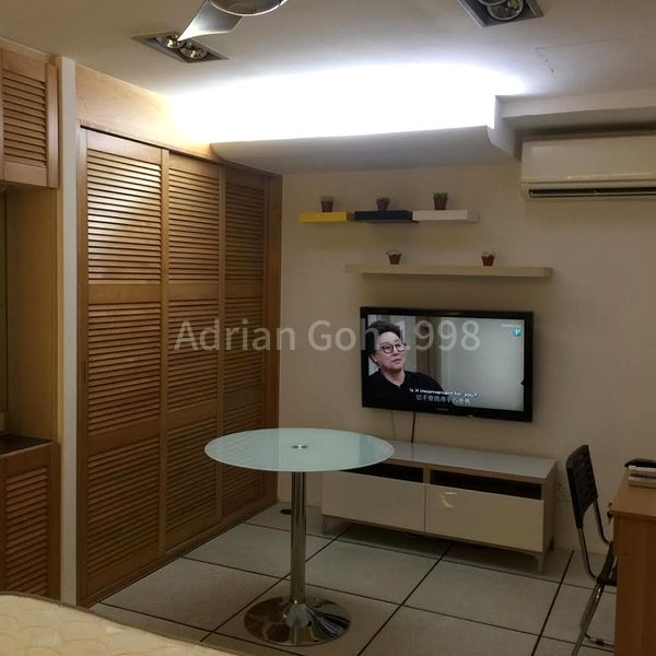 Studio Condo for Rent in International Plaza - Image 9