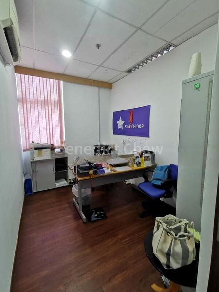 Light Industrial (B1) for Rent: Tradehub 21 - Image 2