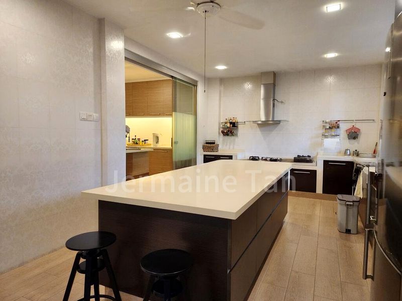 6 Bed Semi-Detached House (Landed) for Sale in  Springleaf Garden Estate - Image 11