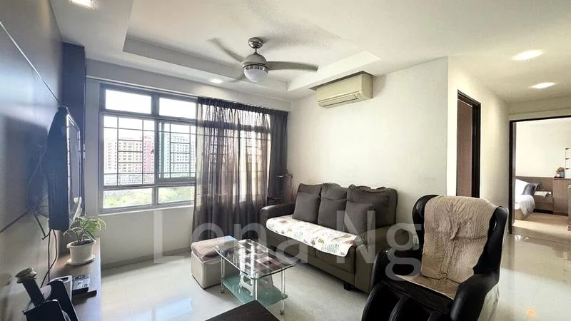 3 Room (3A) HDB for Sale in  209A Compassvale Lane - Image 4
