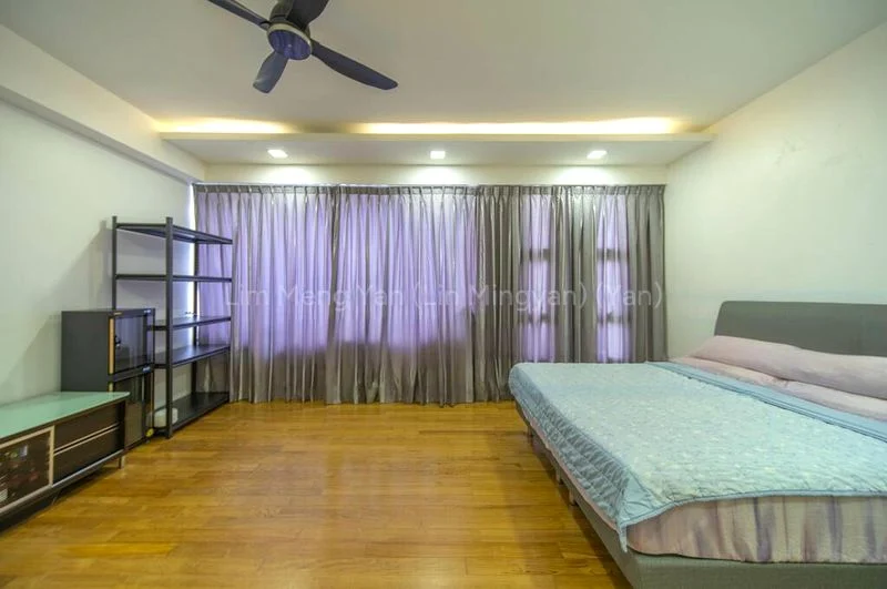 5 Bed Terraced House (Landed) for Sale in Inggu Road - Image 4