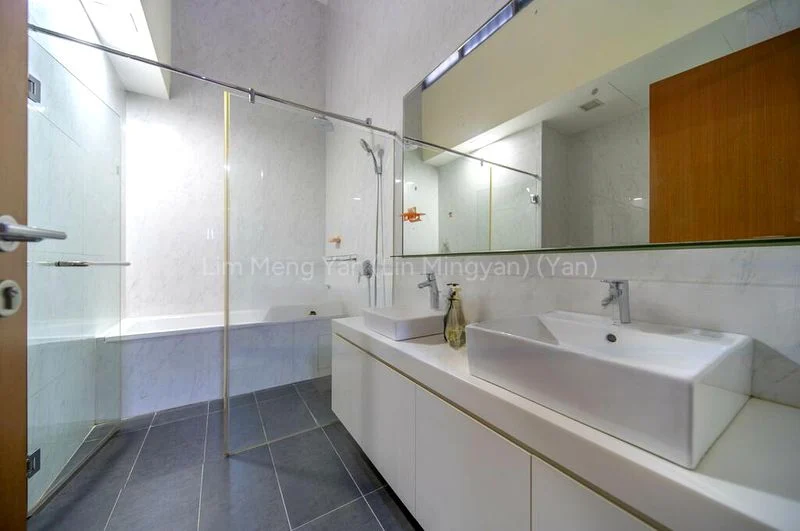 5 Bed Terraced House (Landed) for Sale in Inggu Road - Image 6