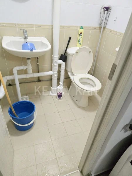 Common Room (HDB) for Rent in  122 Bedok North Street 2 - Image 3