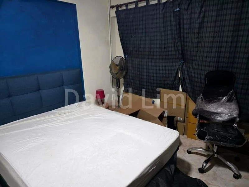 4 Room (4A) HDB for Rent in  793 Woodlands Avenue 6 - Image 1