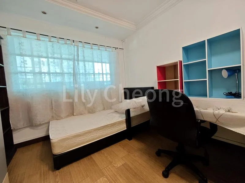4 Room (4A) HDB for Rent in  403 Woodlands Street 41 - Image 4