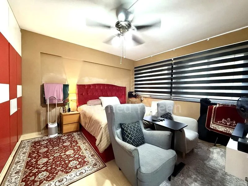 Maisonette HDB for Sale in  860 Tampines Avenue 5 - Image 5