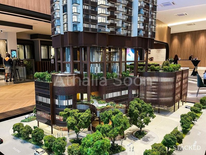 2 Bed Condo for Rent in  Newport Residences / Newport Tower - Image 2