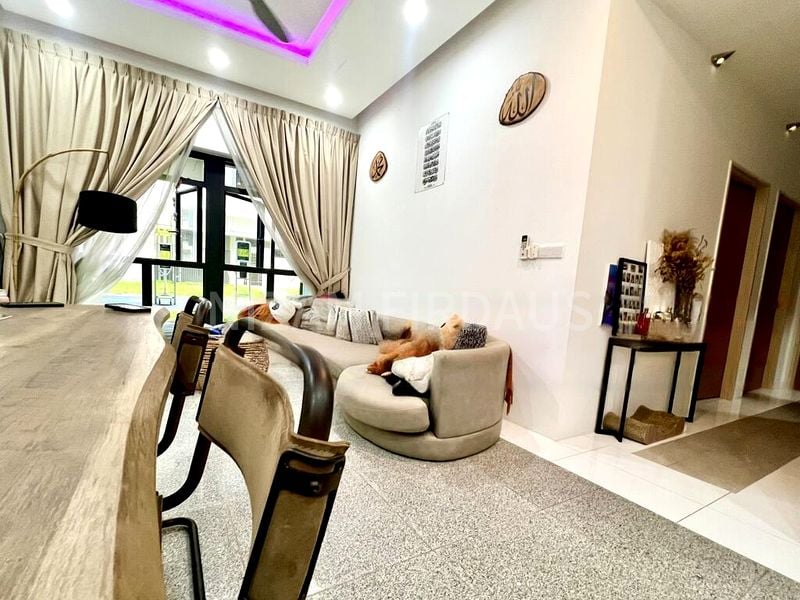 4 Room (4A) HDB for Sale in  118A Alkaff Crescent - Image 3