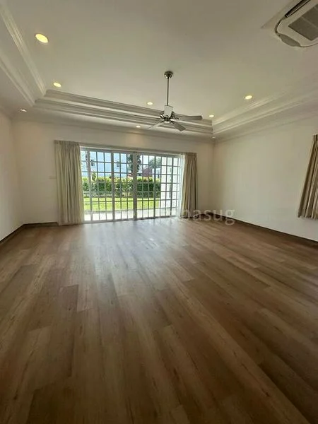 5 Bed Bungalow (Landed) for Sale in  Lewis Road - Image 6