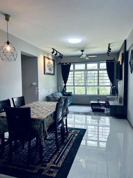 4 Room (4A) HDB for Sale in  450C Bukit Batok West Avenue 6 - Image 1