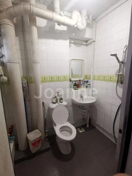 4 Room (4A) HDB for Rent in  129 Clarence Lane - Image 5