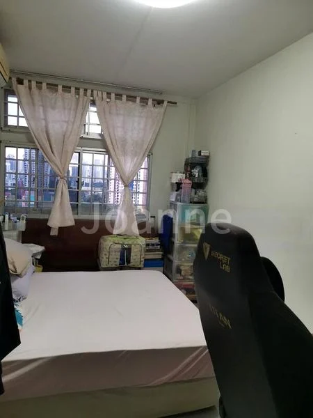 4 Room (4A) HDB for Rent in  129 Clarence Lane - Image 3