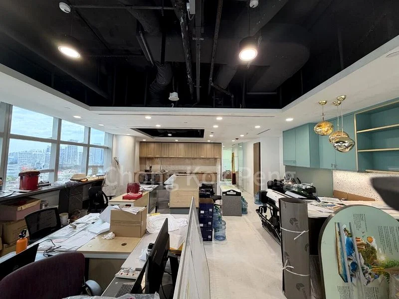 Office for Rent: City Square Mall - Image 1