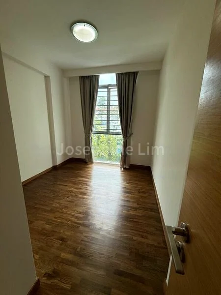 3 Bed Condo for Rent in The Lakeshore - Image 11